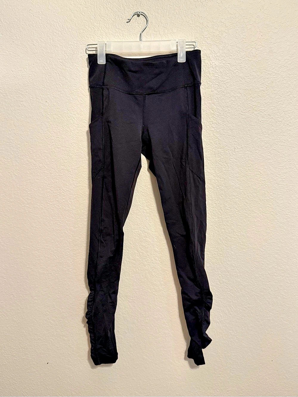 lululemon Speed Tight IV (Ruched) Black Leggings Size 4
